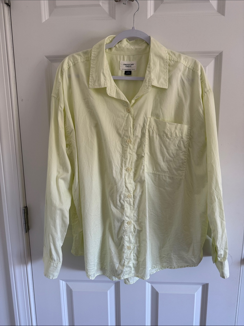 American Eagle Outfitters Pale Yellow 100% Cotton Button-Down Shirt Large